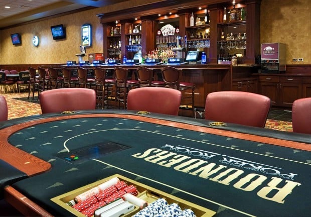Rounders Poker Table