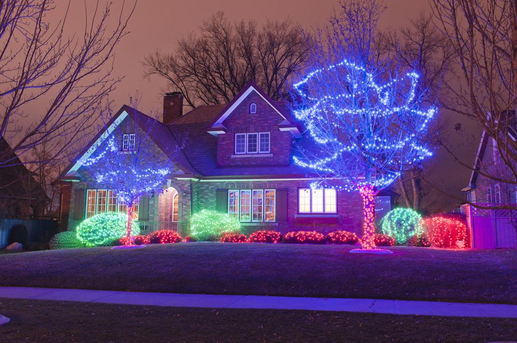 Amazing Christmas Lights On Houses