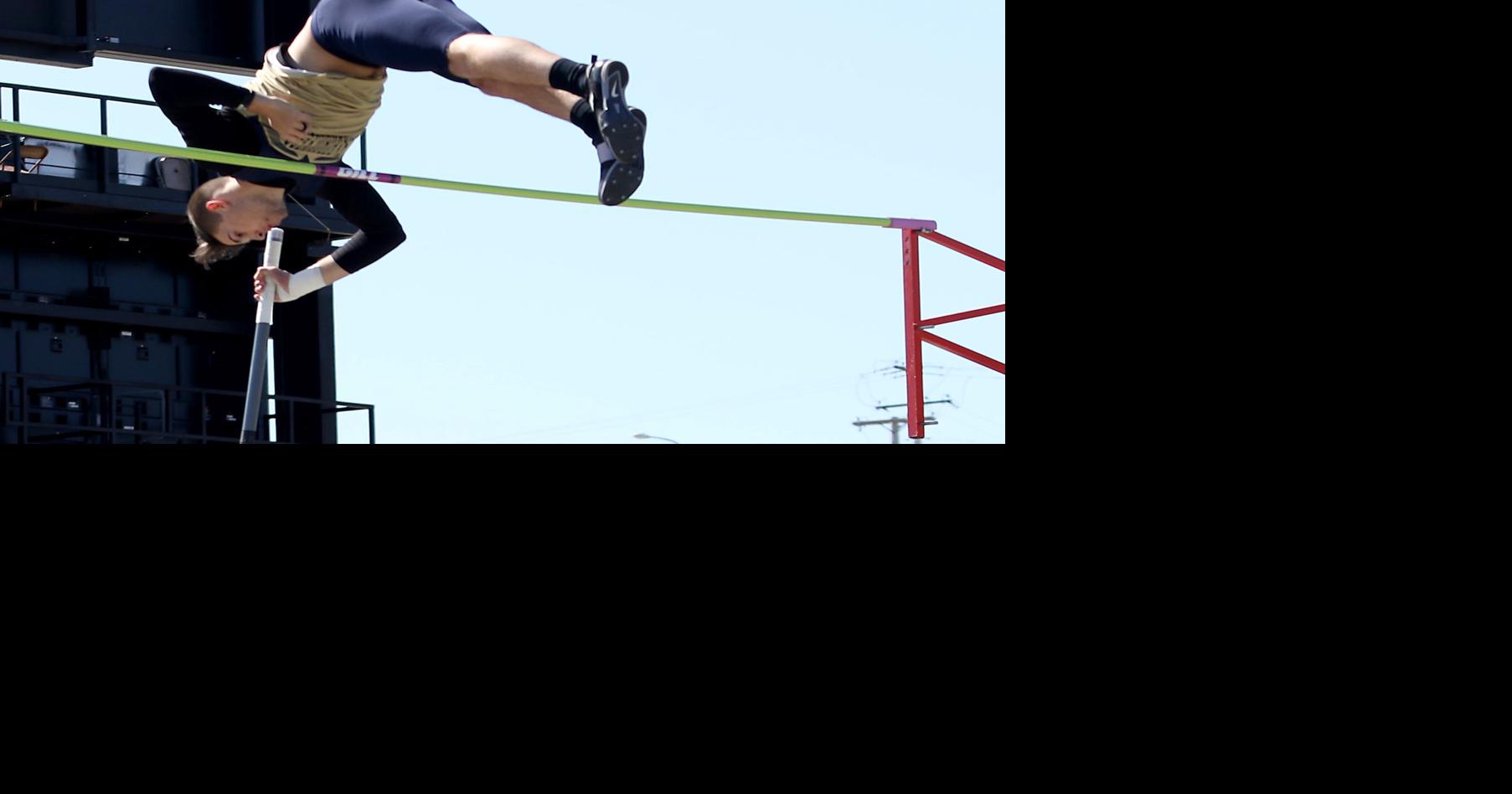 Hardrocker men first, women second at Dickinson track meet