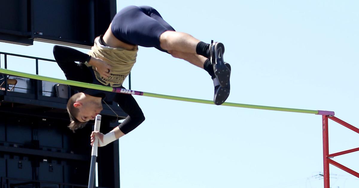 Hardacker Run Hardrocker men first, women second at Dickinson track meet