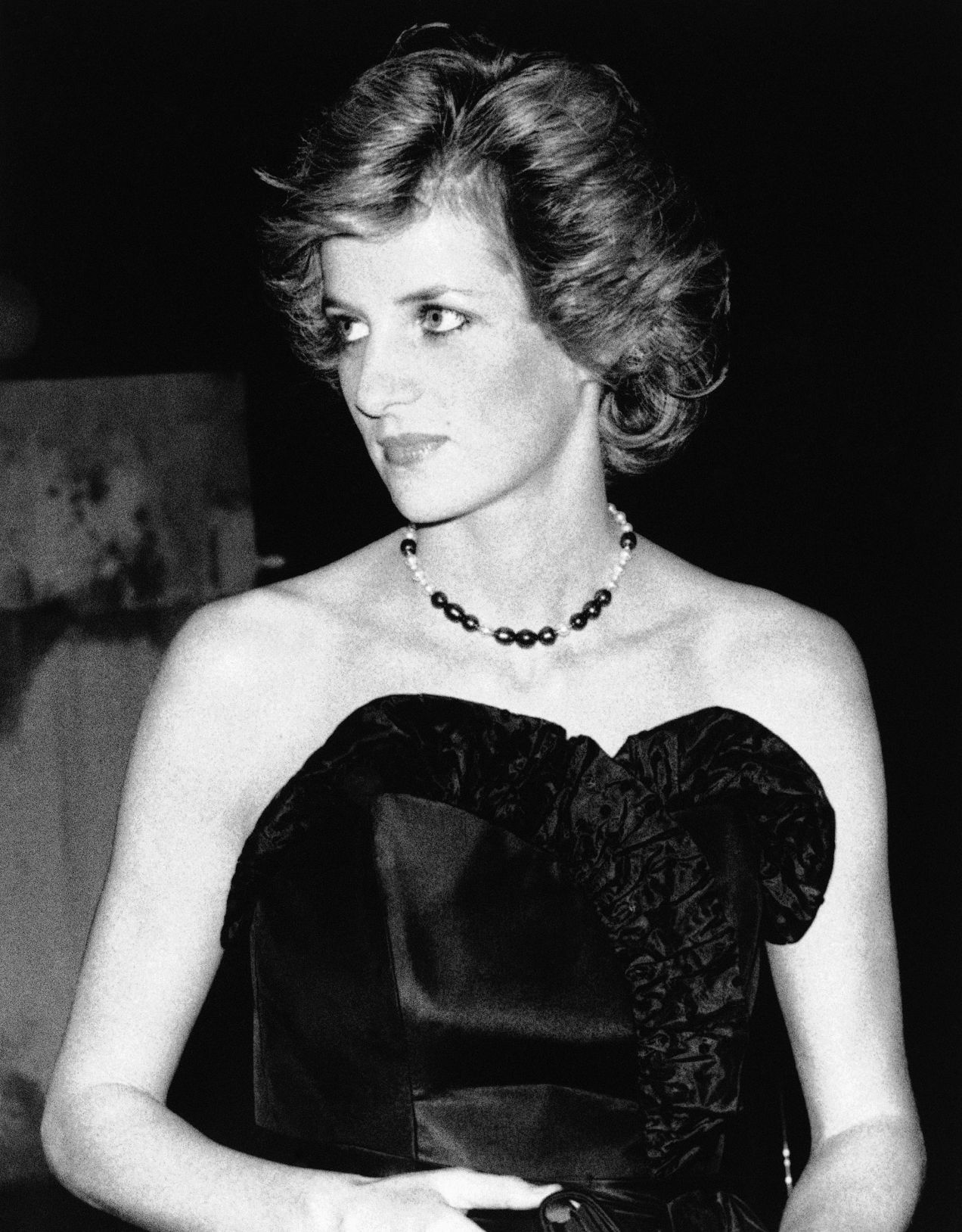 Princess diana black 2025 and white dress