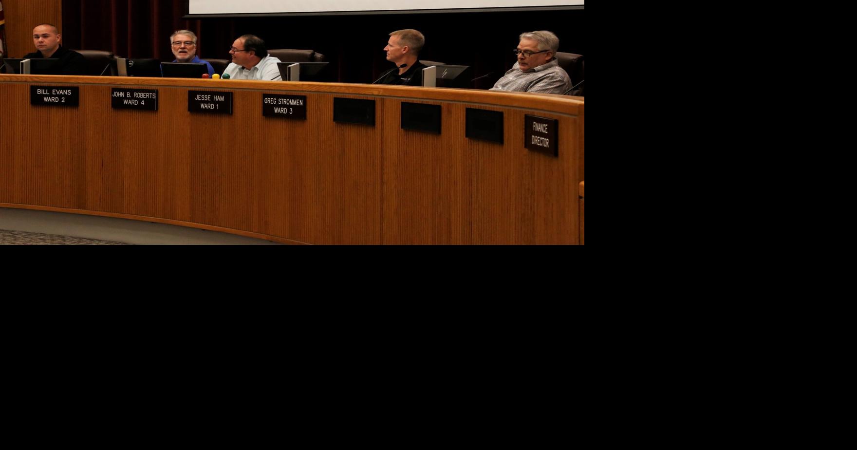 Public Works Committee sends all items to city council