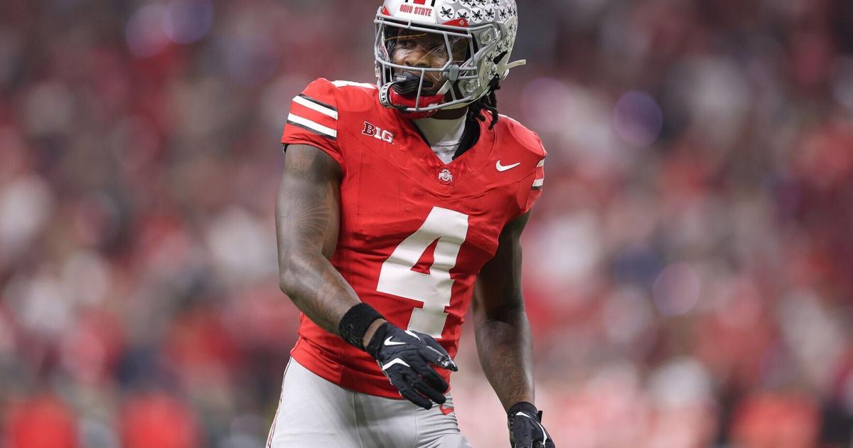 2027 NFL mock draft: Arch Manning, Jeremiah Smith headline way-too-early projections