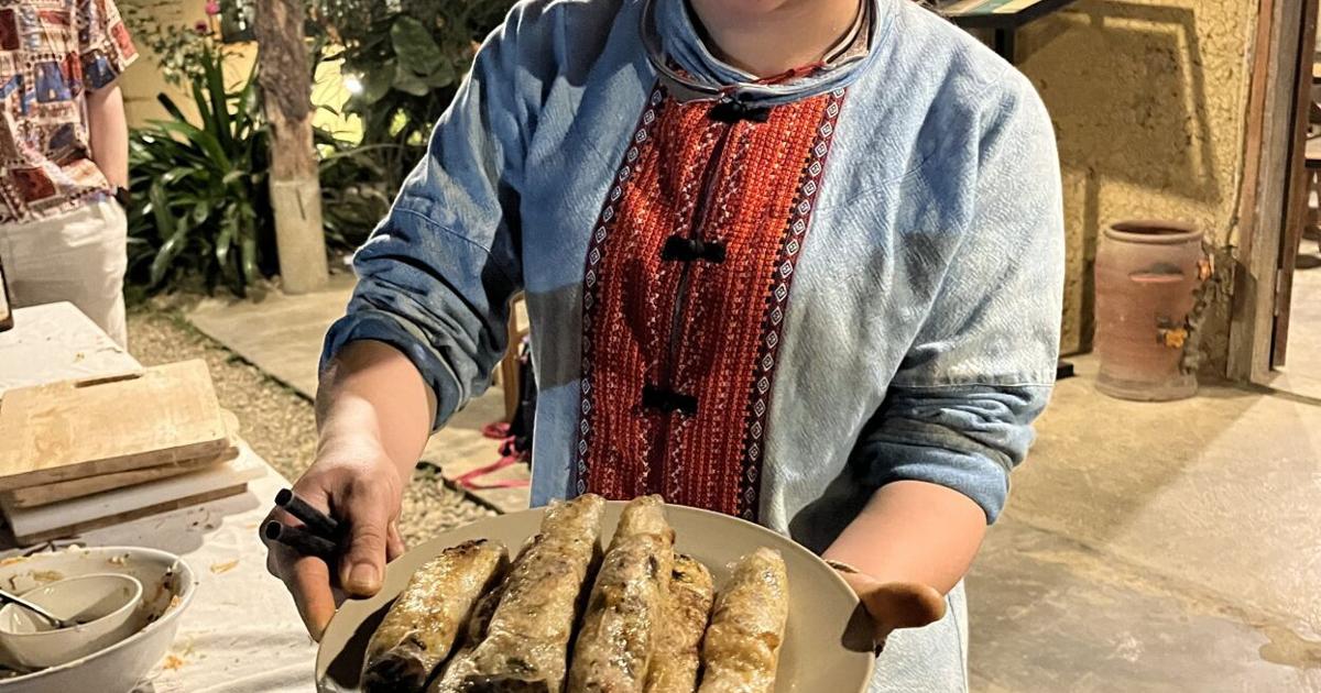 Cooking class in Sapa - fried spring rolls