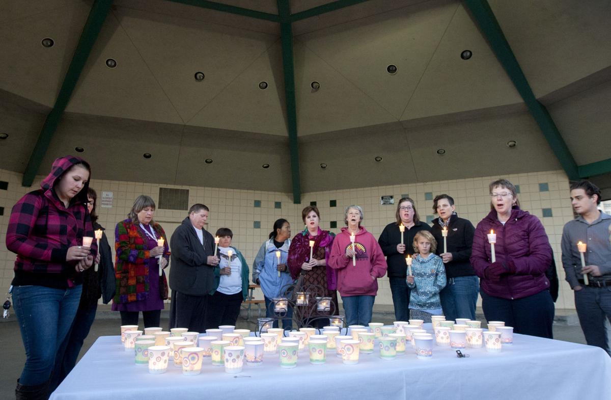 100417-nws-vigil 003.JPG