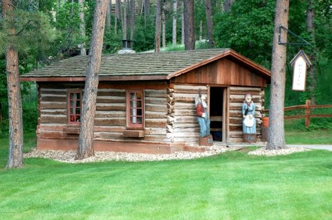 Chapel In The Hills