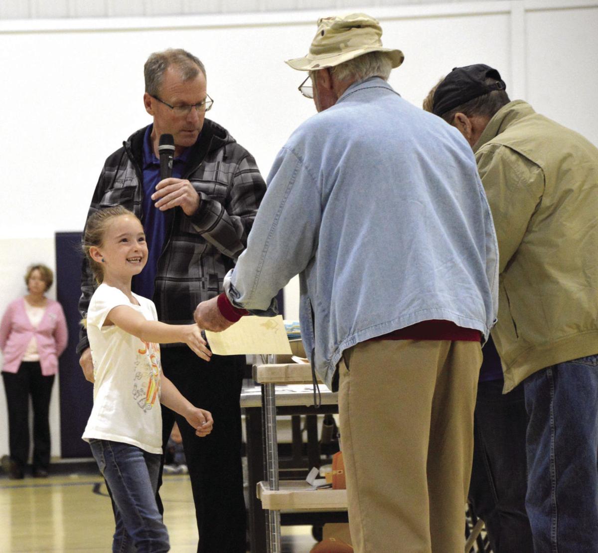 Hot Springs Elementary presents awards to students