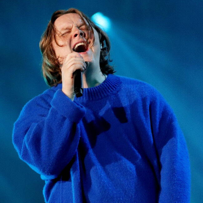 Lewis Capaldi - Official Store - Start