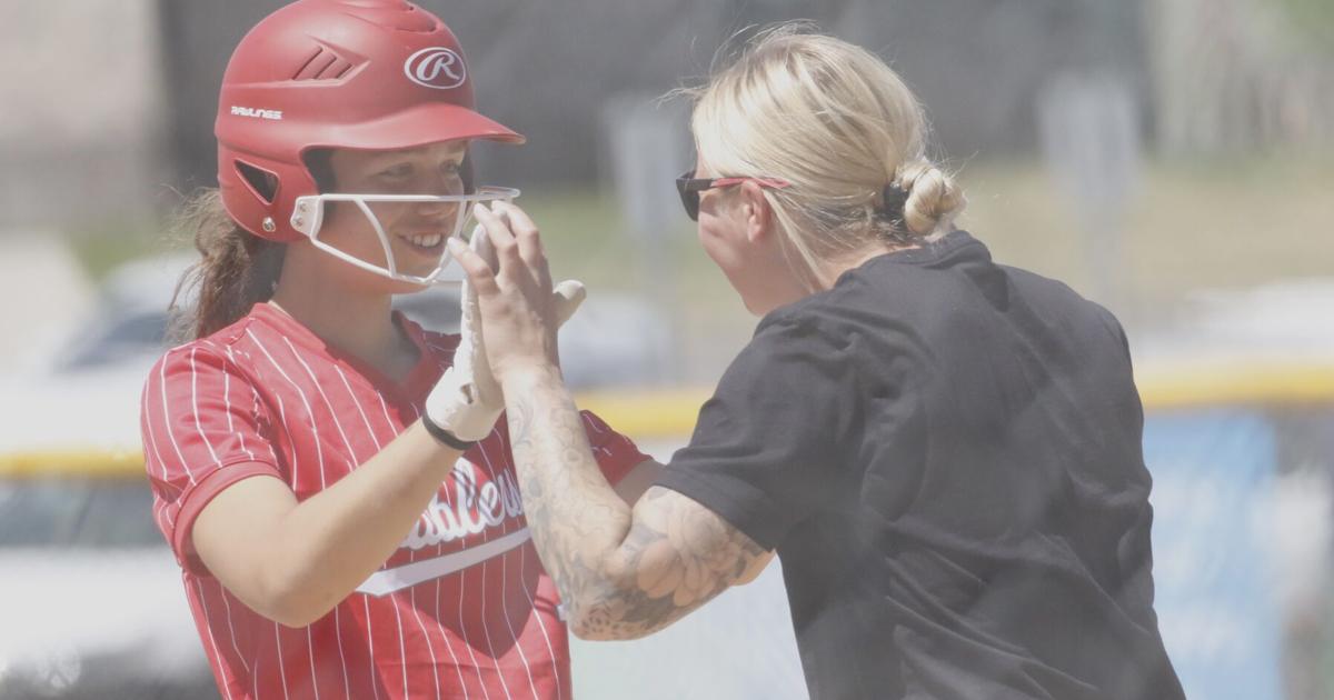 Central softball IV.JPG