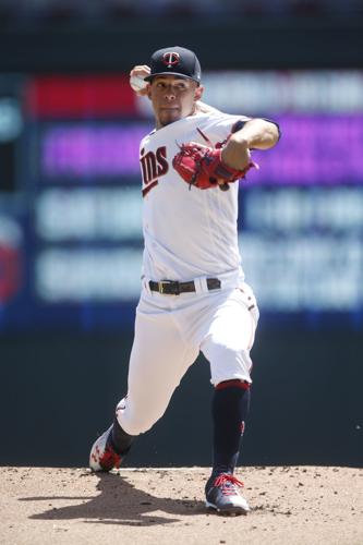 Berrios' 6-hitter leads Twins over White Sox 