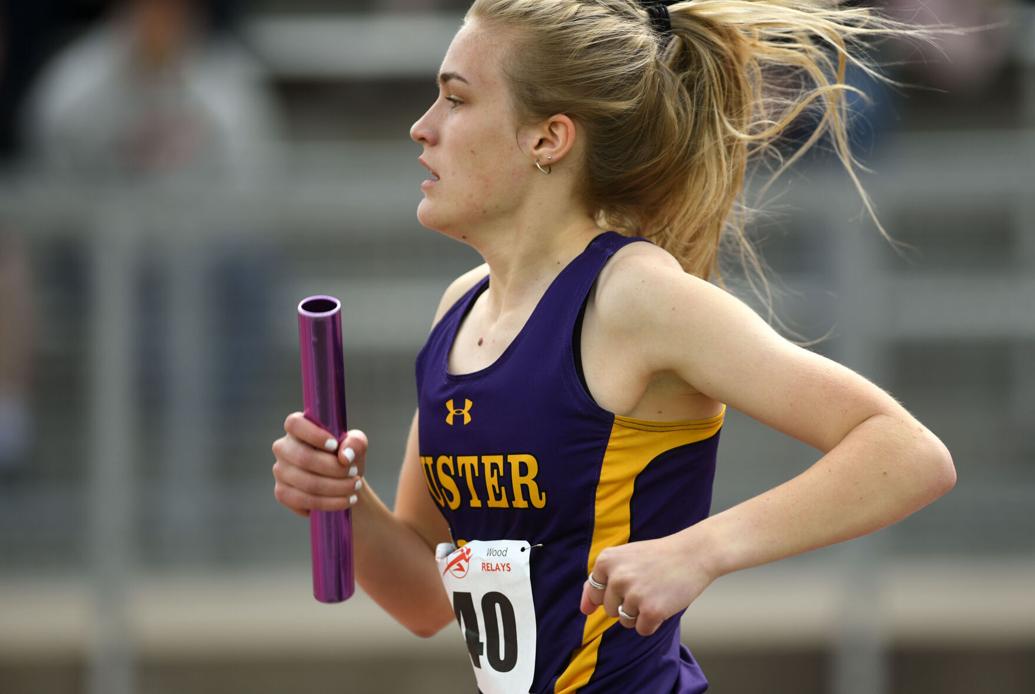 Simeon Birnbaum breaks 3200 state record at Dakota Relays