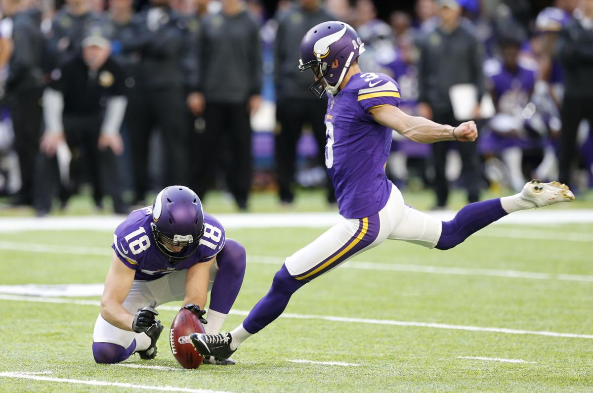 Vikings miss late field goal attempt, lose 10-9 to Seahawks