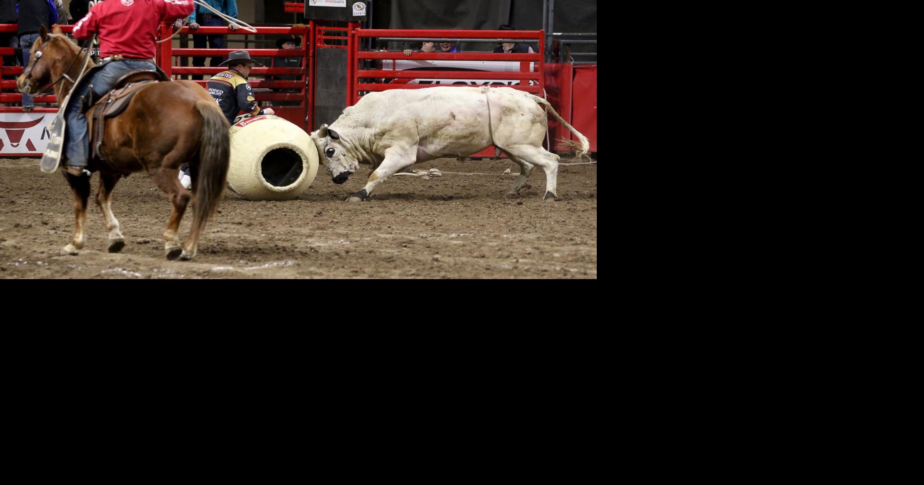 PHOTOS Final performance of Rodeo Rapid City