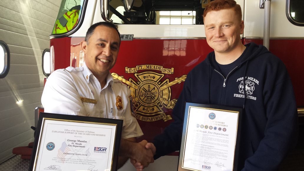Fort Meade Fire Chief receives Patriot Award