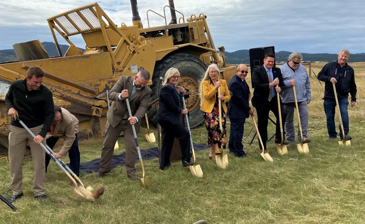 Sky Ridge Development Groundbreaking