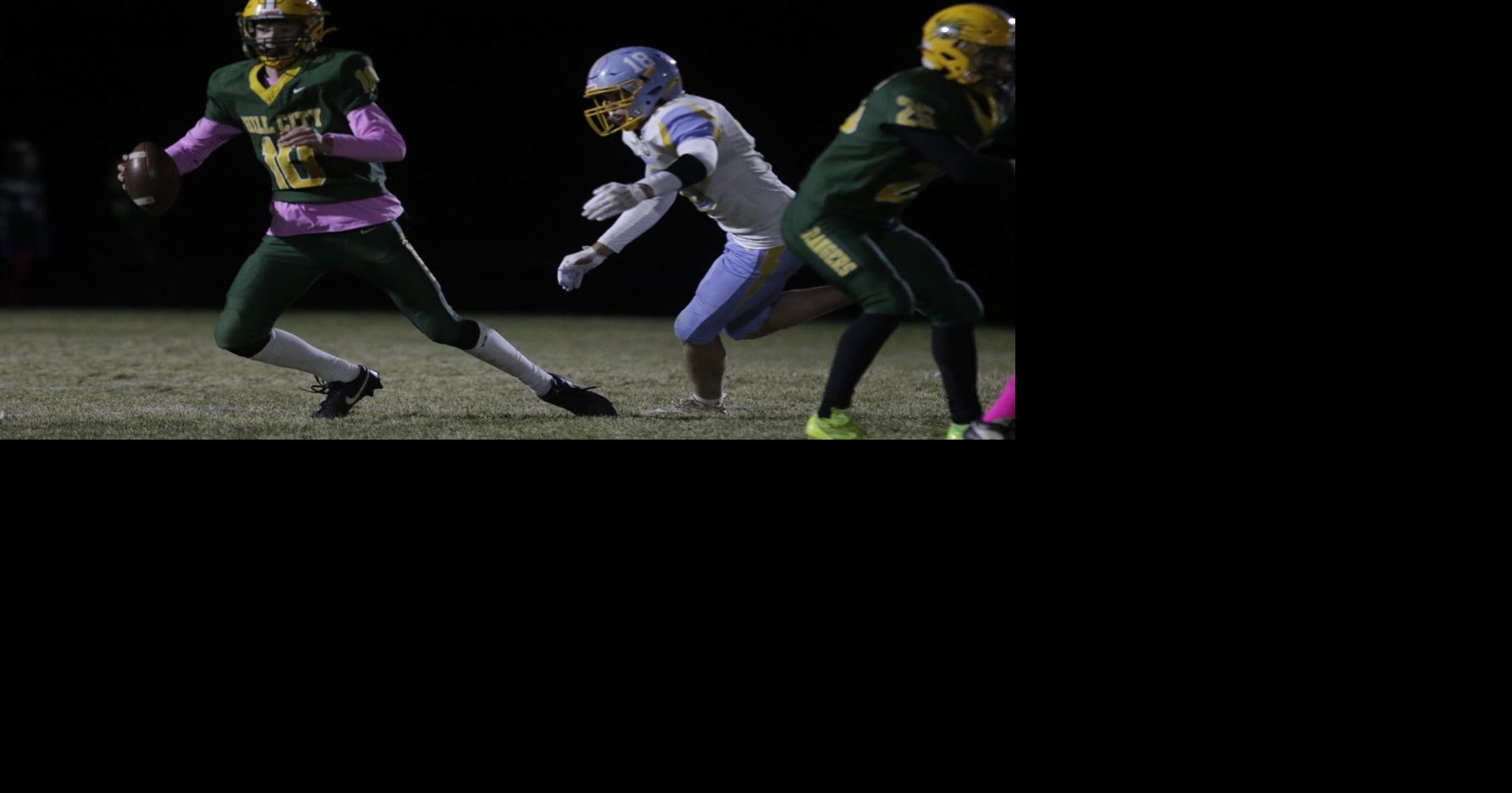 PHOTOS: Hill City football takes on Hamlin in Class 9AA playoffs