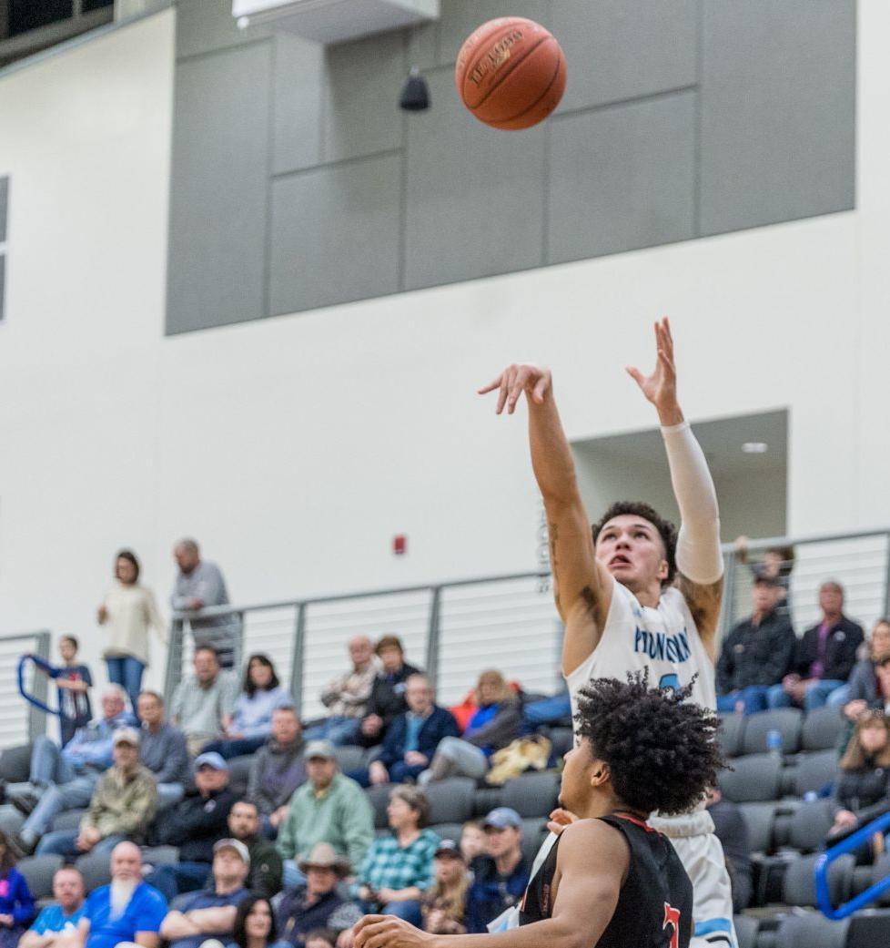 Former Raider Mason Archambault To Sign With Usd Local Rapidcityjournal Com
