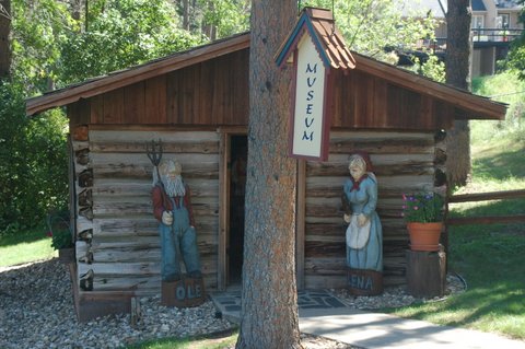 Chapel In The Hills