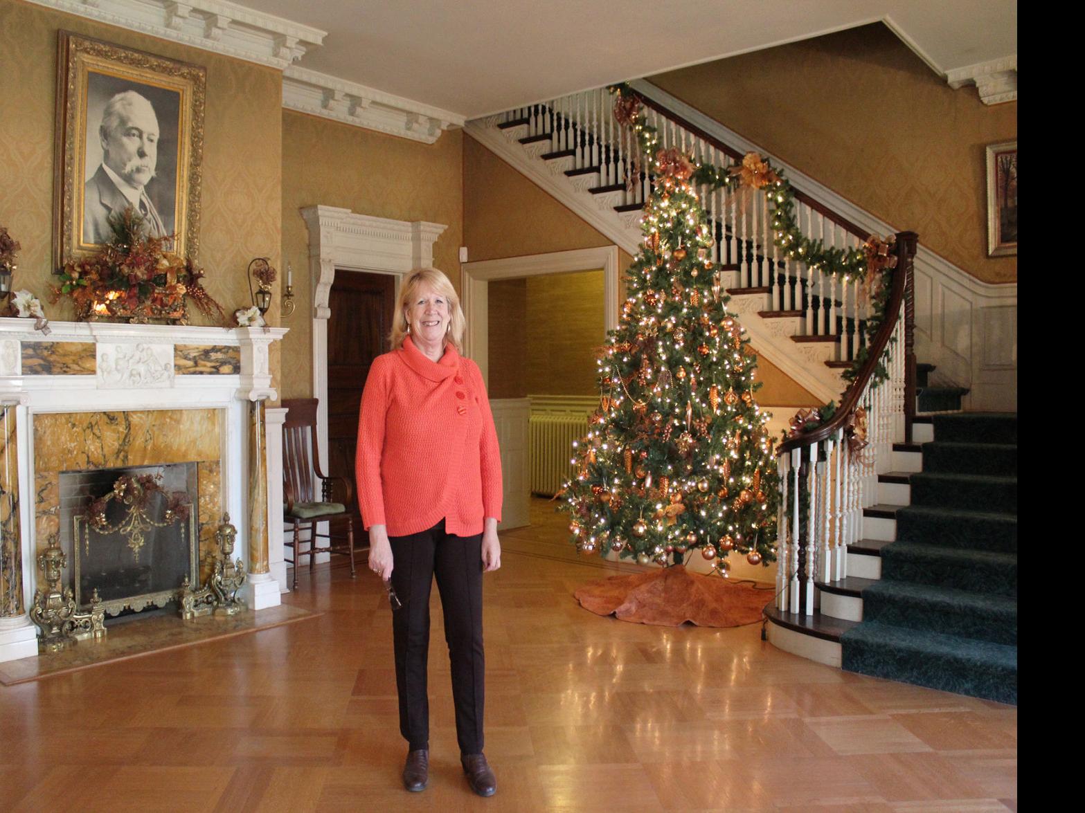 Daly Mansion Hosts Holly Jolly Sale And Show Local News Ravallirepublic Com