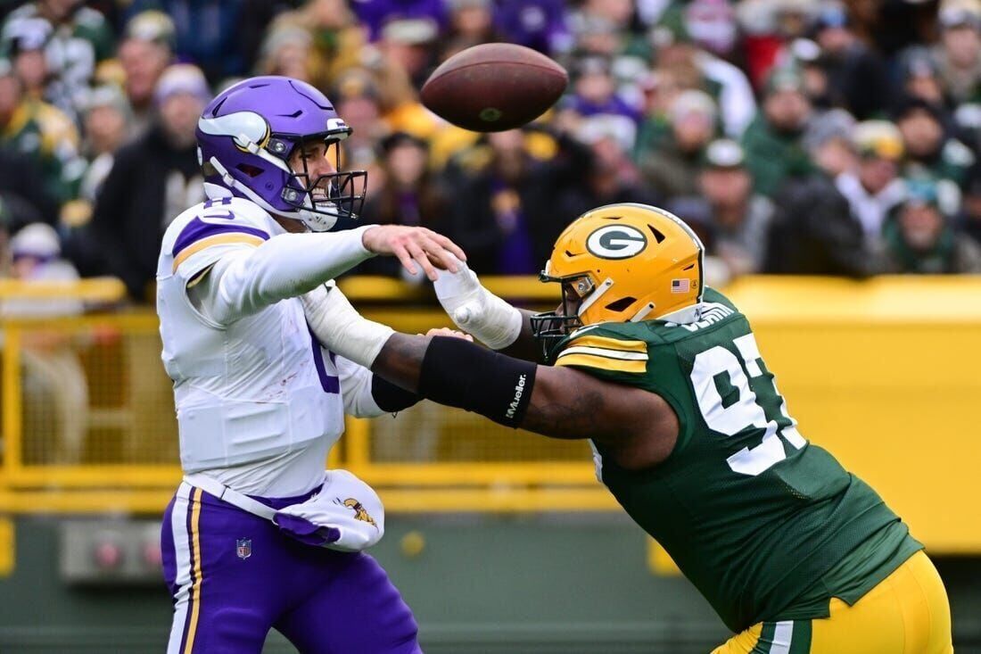 Vikings, Packers paired in virtual playoff elimination game