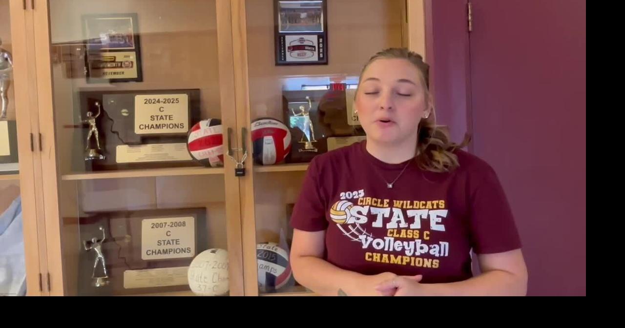 Circle volleyball aiming for rare 3-peat