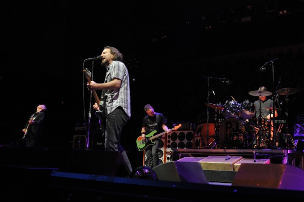 Pearl Jam sells bootleg of Missoula concert to benefit Poverello Center