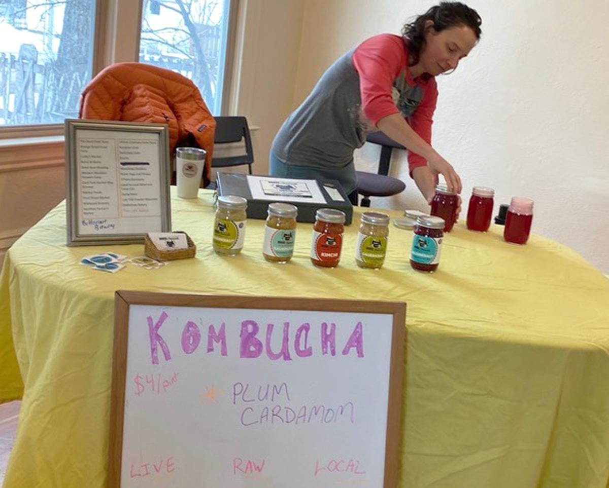 Bee Hive Winter Foods Market Opens Local News Ravallirepublic Com