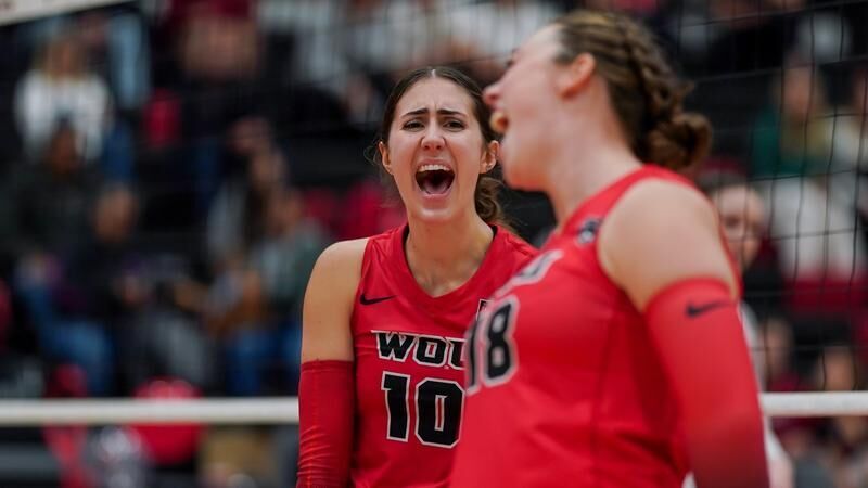 Wolves sweep UC Merced to cap action at Sunbird Classic