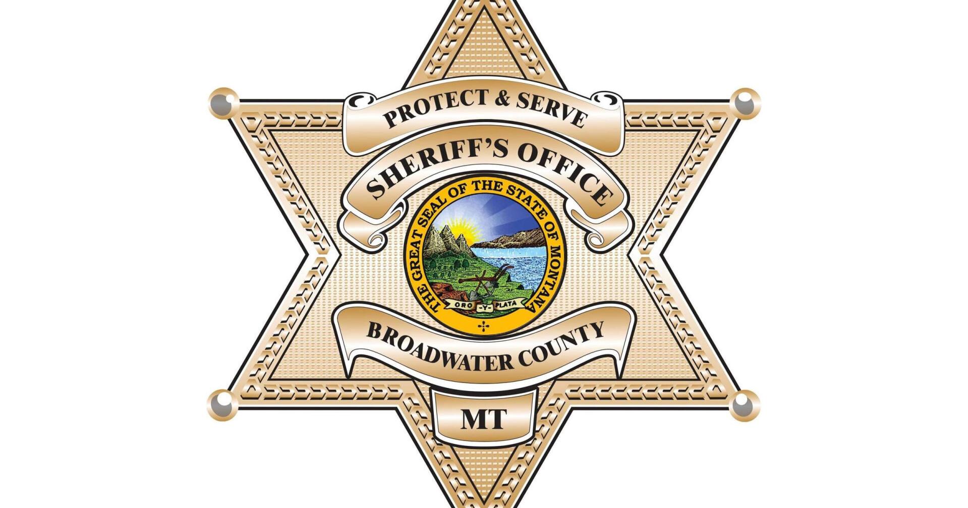 Person pursued by authorities dies, deputy injured - Vimarsana News