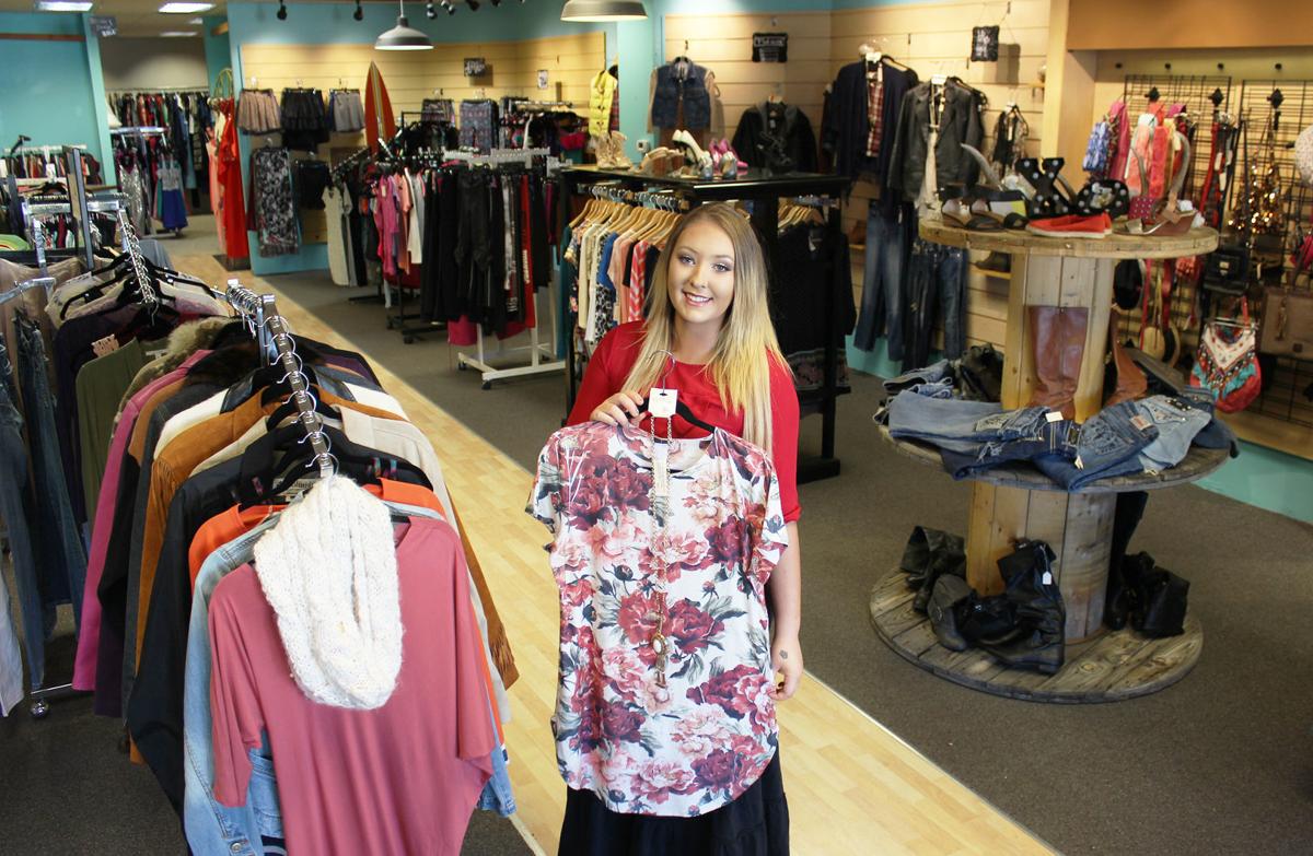 Recycle Reuse Re Wear Repeat Consignment Shop Offers Brand Names Without Fast Fashion Waste Local News Ravallirepublic Com