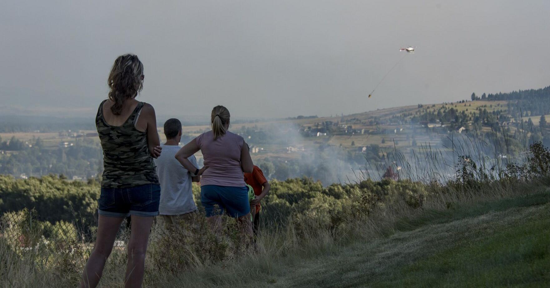 Lolo fire draws air show - Vimarsana News