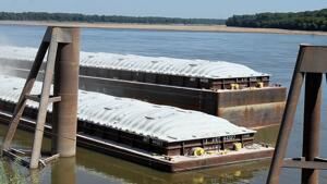 Co-op starts construction on port for western Iowa