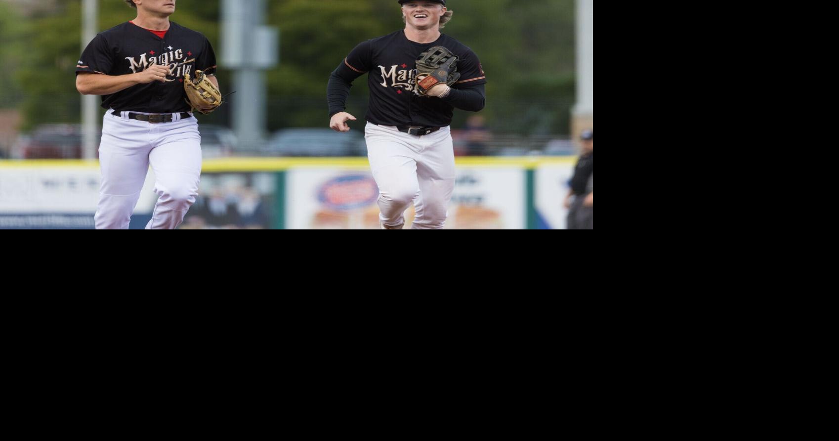 Billings Mustangs score crucial runs late to take playoff series lead over Missoula PaddleHeads