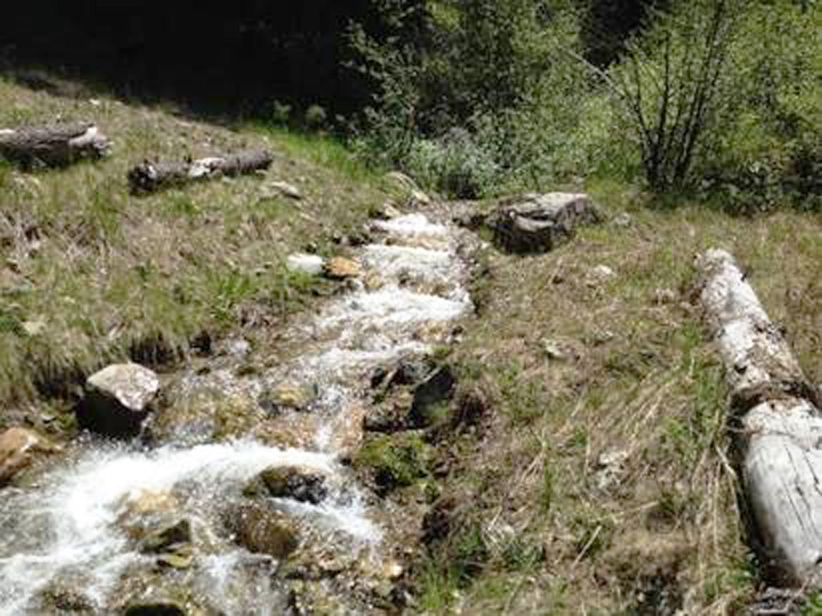 Hamilton Middle School Students Learn From Hydrologist Local