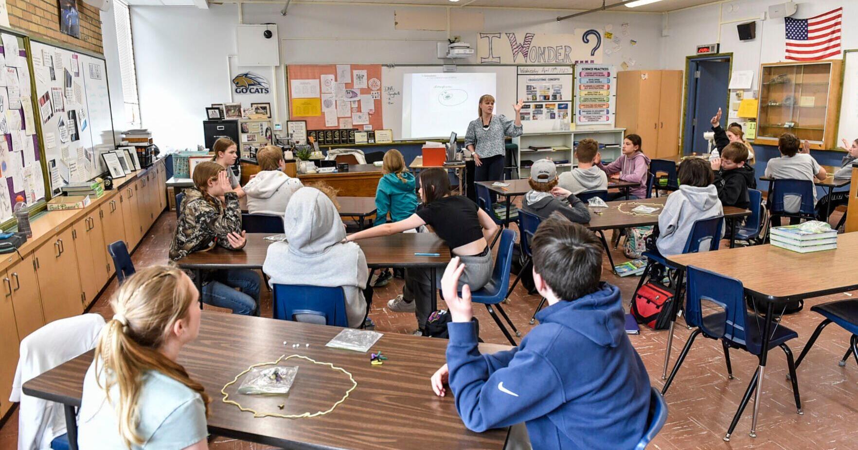 Issues continue with MT teacher pay program - Vimarsana News