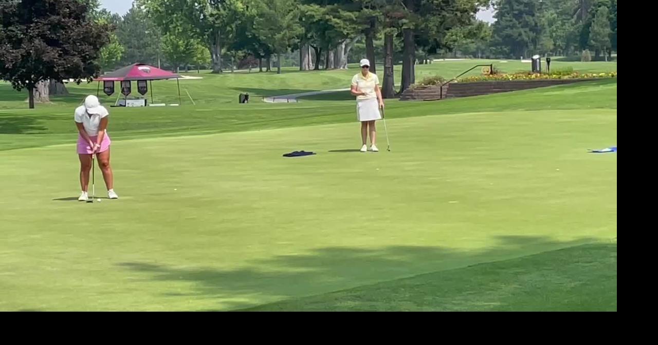 State Mid-Am champion Anna DeMars nearly makes a 20-foot putt on No. 18 Saturday