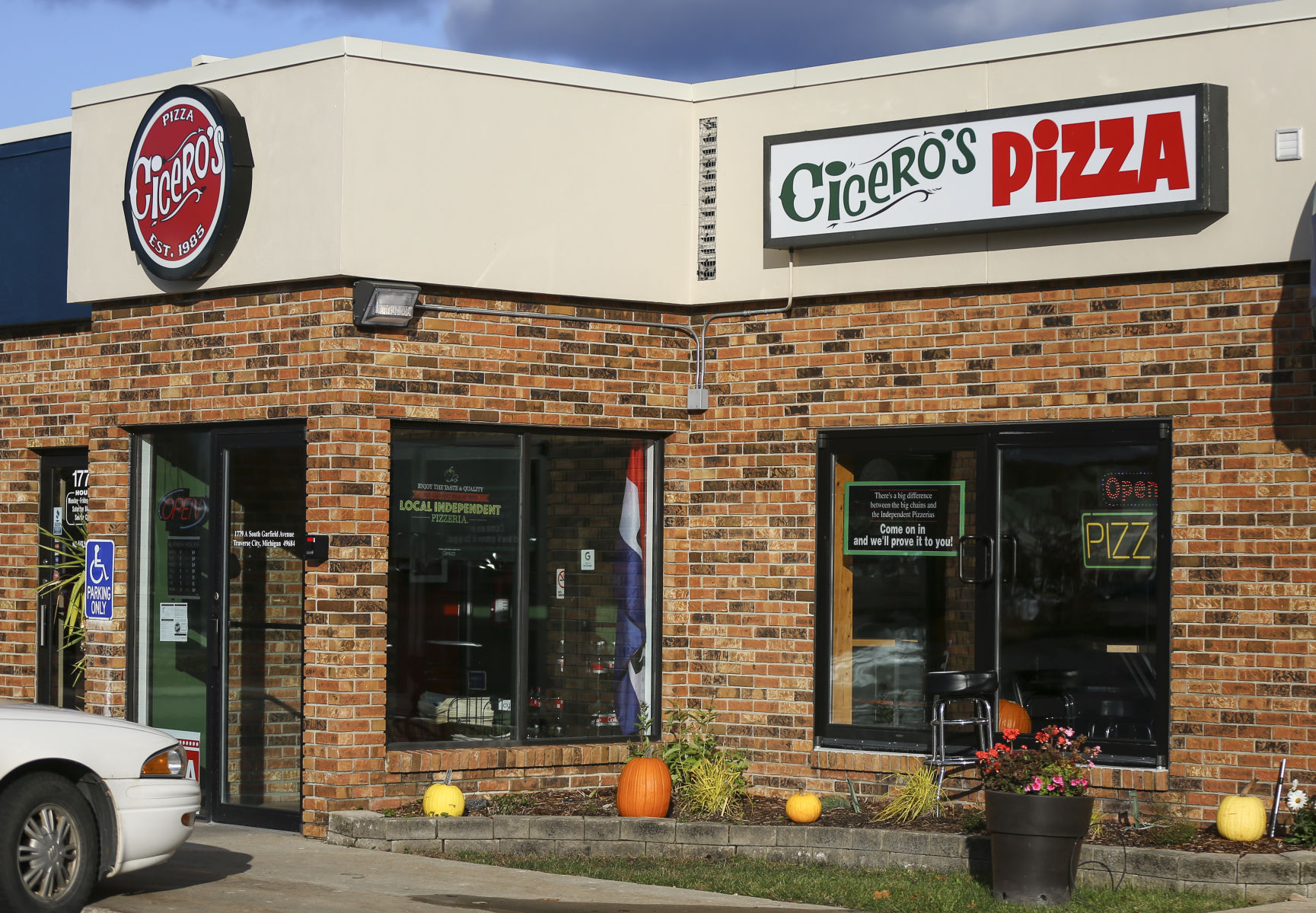 Cicero's pizza clearance