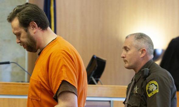 Prosecutor Defense Seek Delay In Rape Case Against Pastor Local News Record Eagle Com
