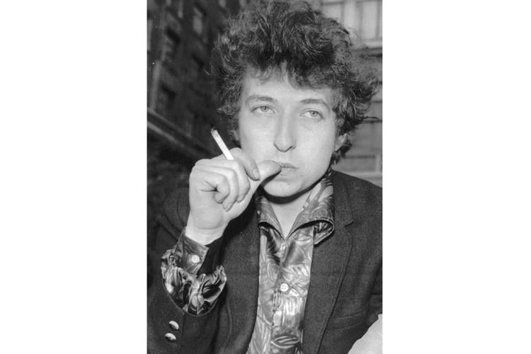 does bob dylan smoke cigarettes Lifelines: Bob Dylan's not an excuse to sit around, he's performing at  almost 84 | Lifestyles