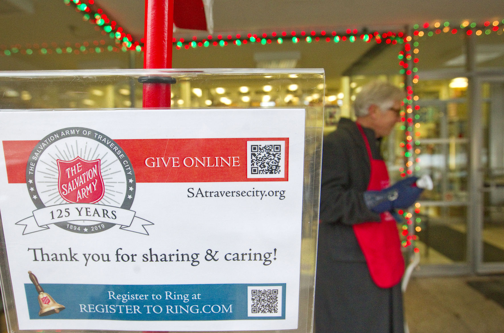 The Salvation Army Cleveland Mississippi - Please call (601) 572-6076 to be  a volunteer bell ringer. | Facebook
