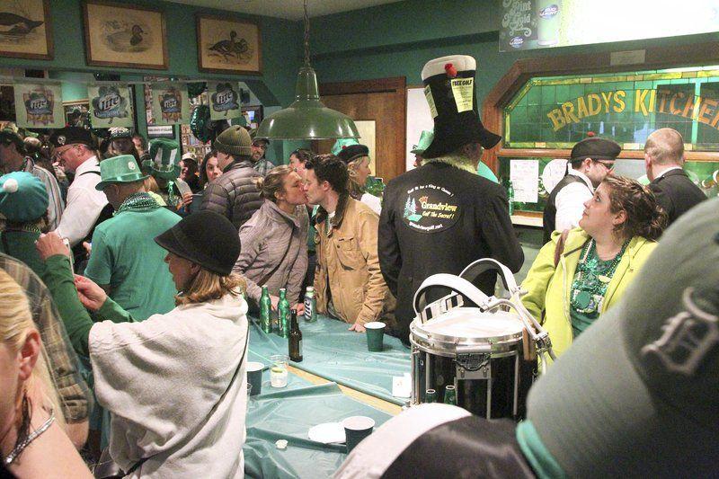 Bars to benefit from warm St. Patrick's Day | the BIZ | record-eagle.com
