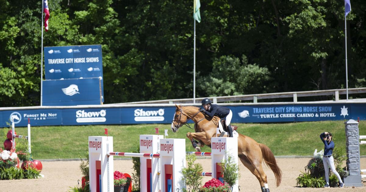 Showing Off: Staller Grand Prix taking place at Flintfields ...