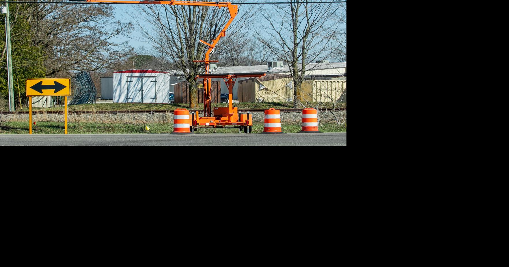 Hartman/US 31 signal installation Tuesday | Local News | record-eagle.com