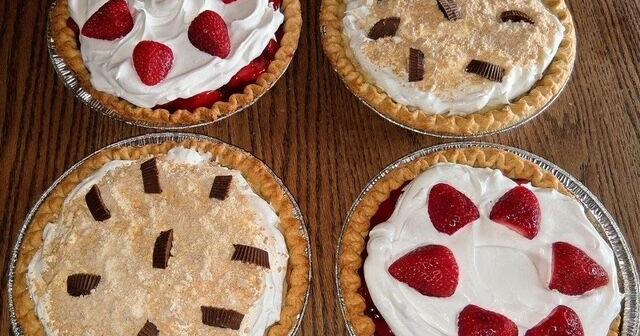 Lovina's Amish Kitchen: Lovina has a quiet house after a busy week helping prepare for church