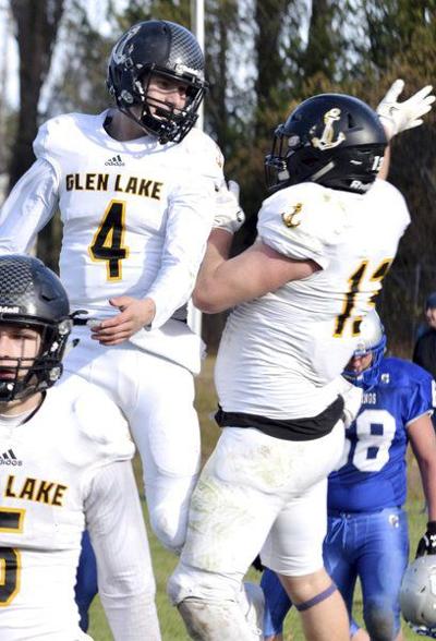 Live Blog Glen Lake Football State Semifinal Local Sports