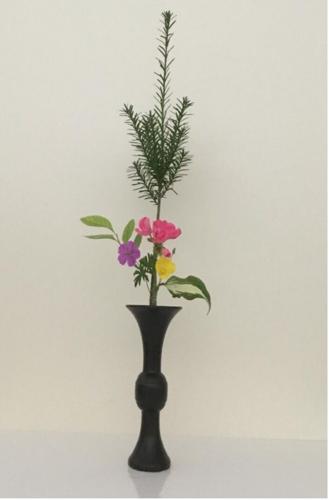 The Art of Ikebana  A Collection of Ikebana Vases & Day of Artful Arr –  Mitchell Sotka