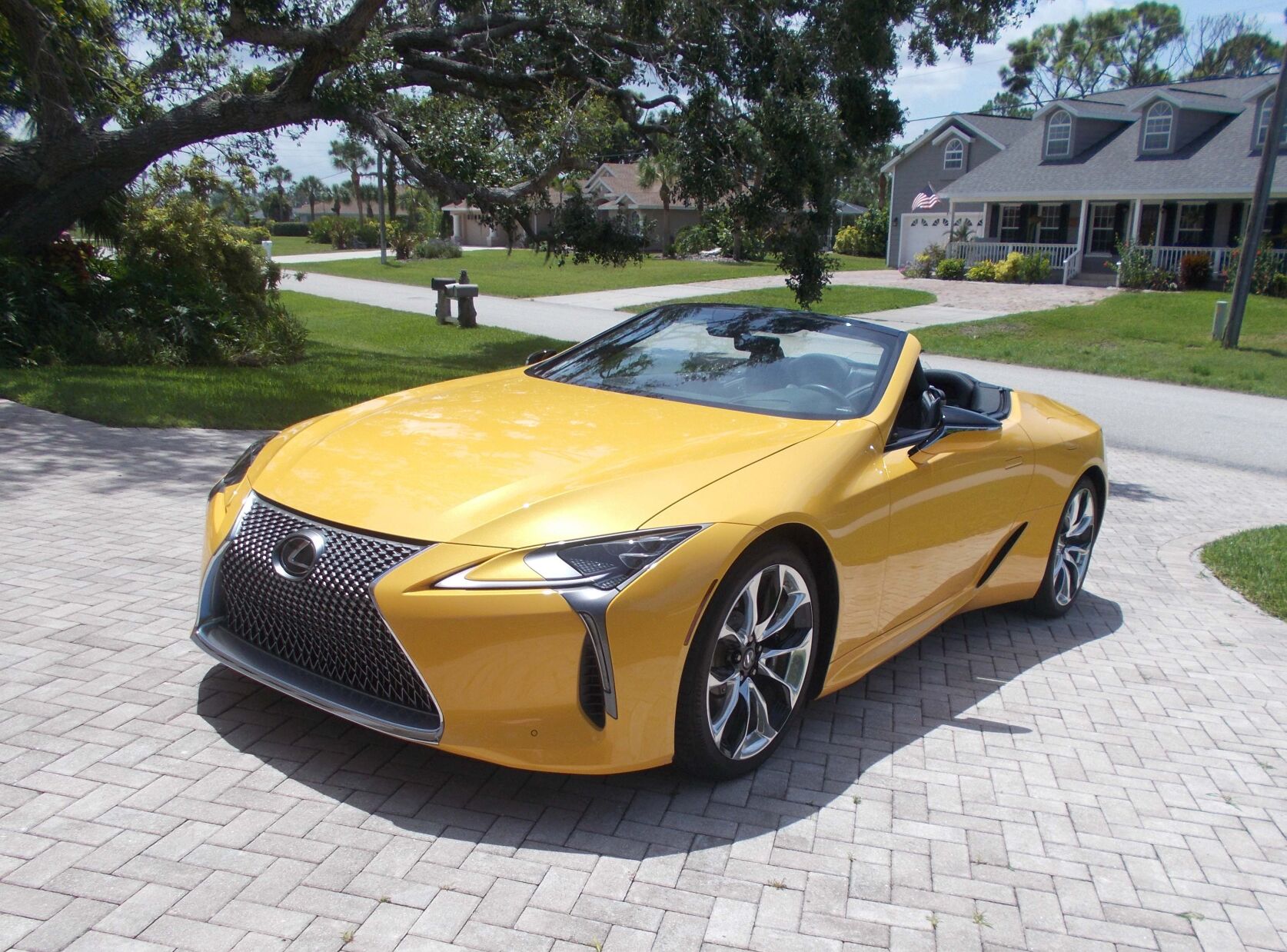 レクサス LC500 Convertible 2021 Lexus LC500 Convertible Makes a Fine Flagship
