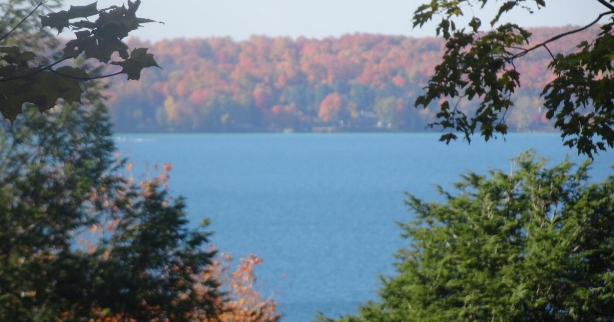 On the Trail: Coy Mountain offers a great trail and Torch Lake views | GO