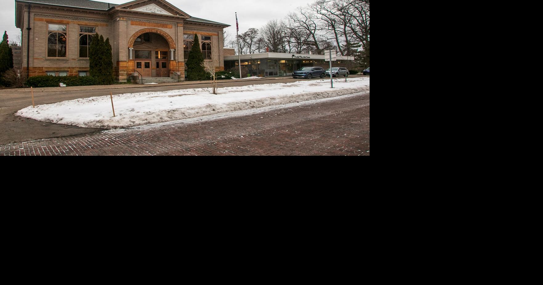 BUILDING'S FATE: More time sought for Carnegie talks