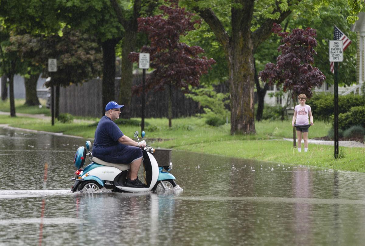 Rain Leaves Flooding Damage Throughout Traverse City Local News Record Eagle Com
